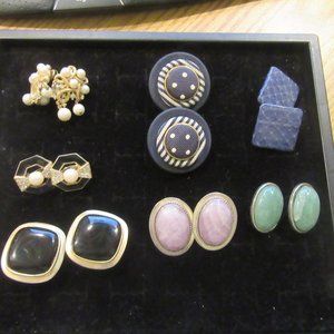 Costume jewelry Vintage lot of 7 pair of clip on earrings